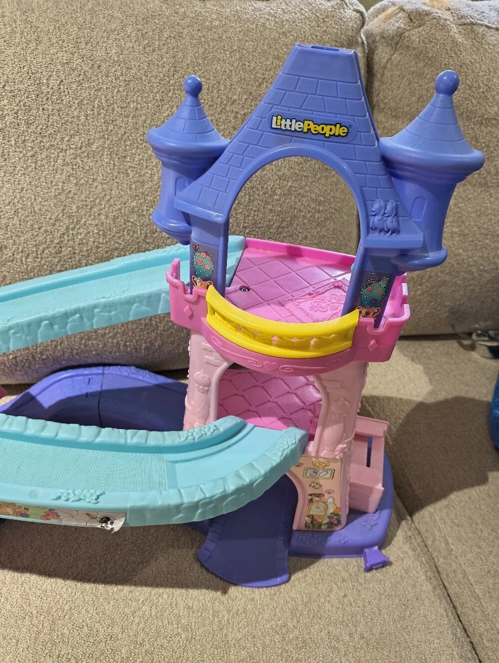Fisher Price Disney Princess Klip Klop Castle